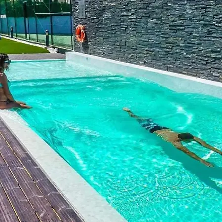 W Private Pool, Tennis Courts & Golf Putt Hébergement de vacances Vilamoura