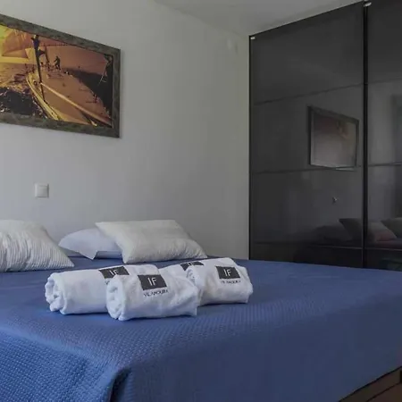 | W/ Private Pool, Tennis Courts & Golf Putt بيت للعطل