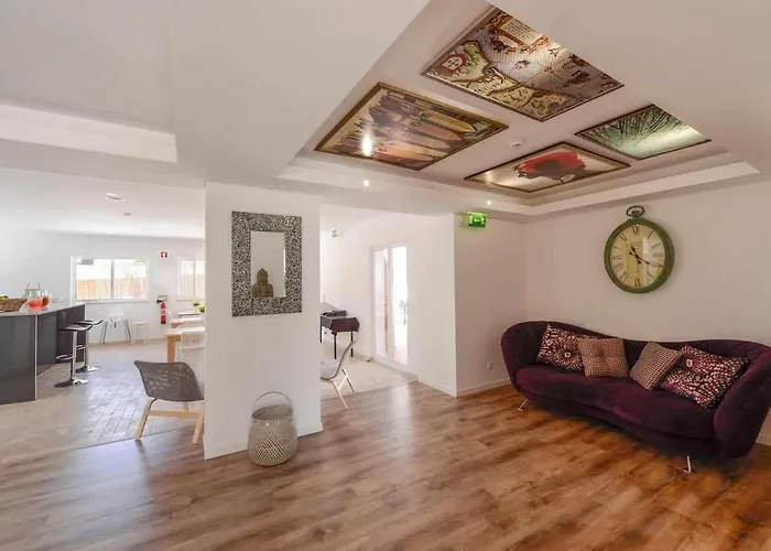 | W/ Private Pool, Tennis Courts & Golf Putt * Vilamoura