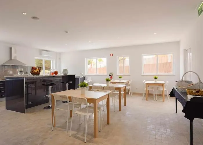 | W/ Private Pool, Tennis Courts & Golf Putt *